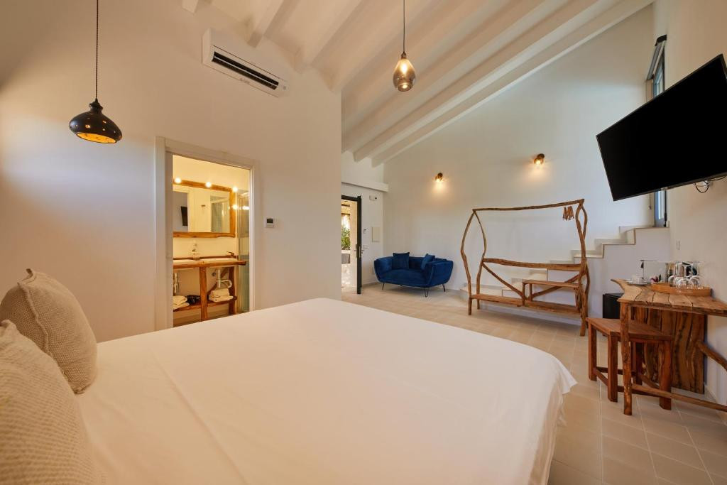 Suite with Private Pool