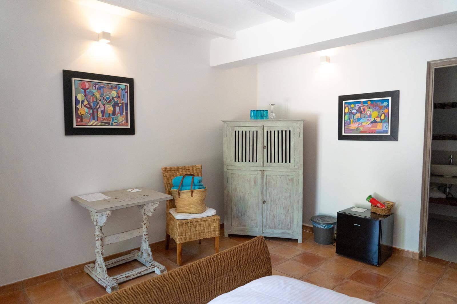 Family and Friends Suite Girasol