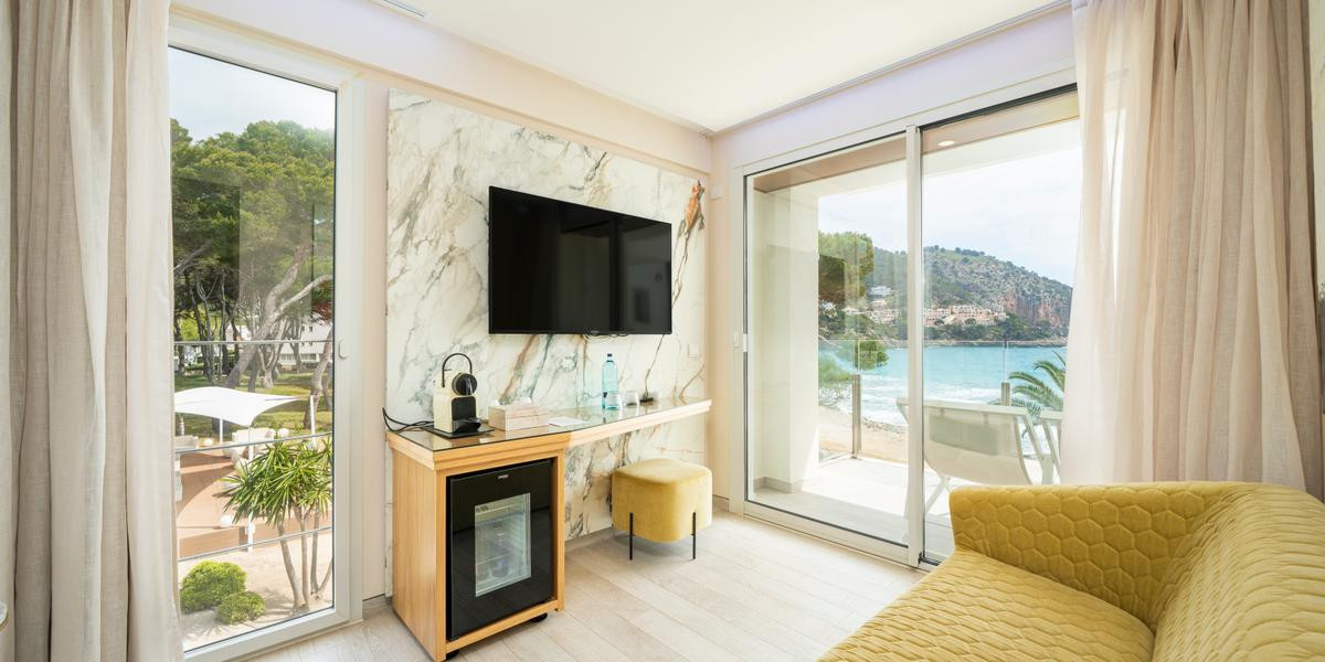 Superior Double Room with Sea View