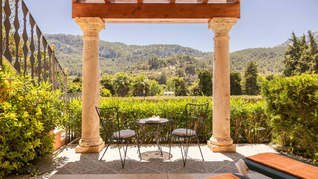 Tramuntana with mountain views and terrace