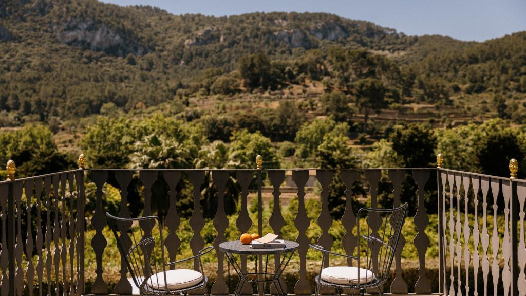 Tramuntana with mountain views and terrace